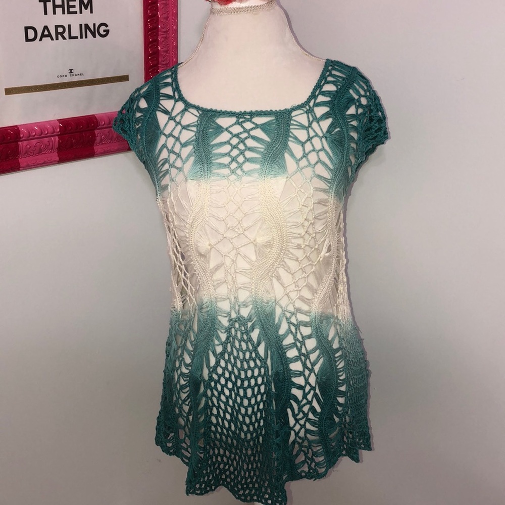 Crochet shoreline two tone cap sleeve top